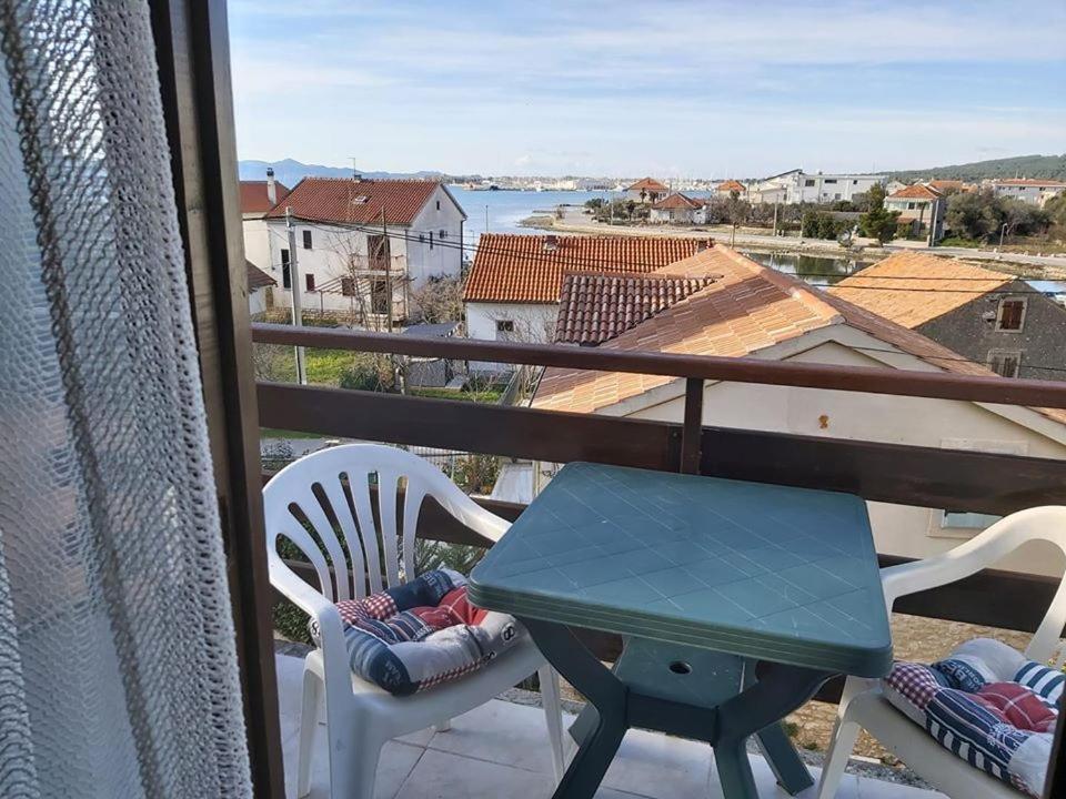Apartmani Svitlana Sukosan Bagian luar foto