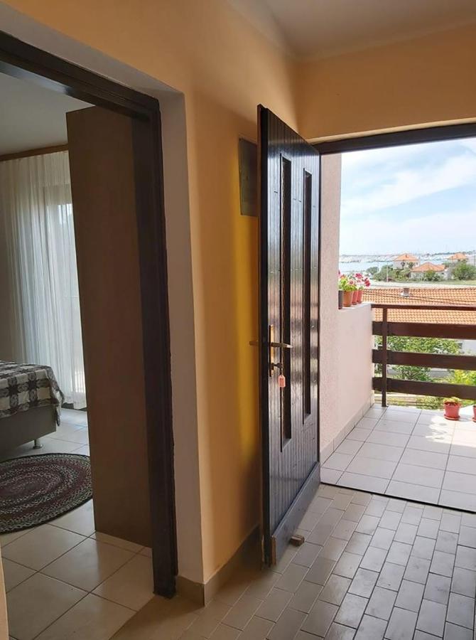 Apartmani Svitlana Sukosan Bagian luar foto