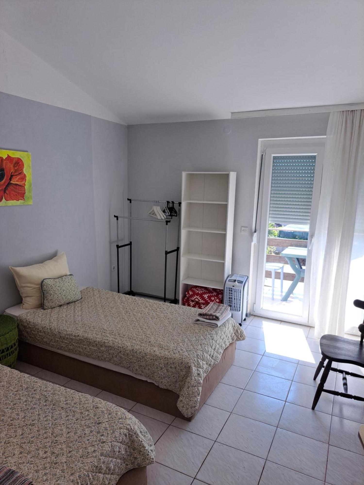 Apartmani Svitlana Sukosan Bagian luar foto